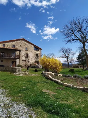 Apartment in the Countryside: Swimming Pool, Barbecue and Unique Environment