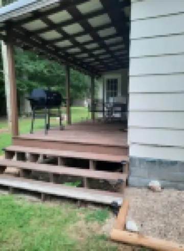 Cozy Country small two bedroom home. 마시스 밀 호텔