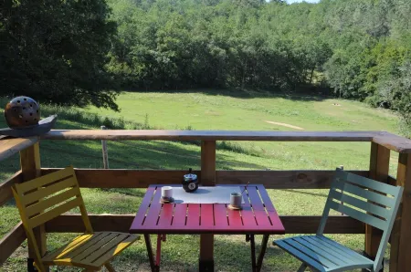 Superbe Roulotte en Pleine Nature. Idéal Pour une Parenthèse Hors du Temps !