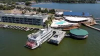 "Wickie's Wharf " Condo on lake Conroe