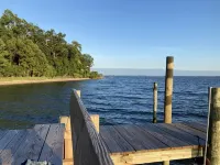 The River House at Whitestone: Pet Friendly, Secluded Private Beach, w/ Kayaks!