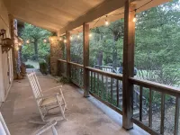The Grotto - Family-sized retreat on 10 acres of pristine forest. Pet friendly!
