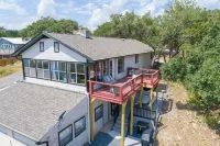 Lake, River & Hill Country Escape and Retreat Center