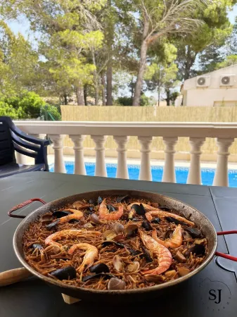 Agradable Villa con Piscina