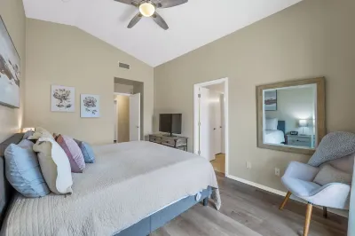 Gorgeous Vacation Home - Trails, Golf & Dining