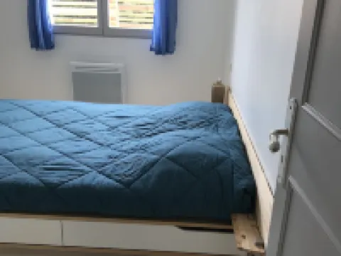 Cosy semi-detached house, terrace 800m from the swimming pool Hotels in Lanton