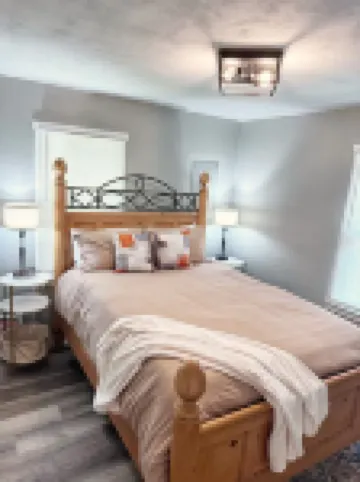 Riverside Home - Modern meets comfort 格拉夫頓酒店