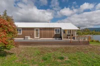 Dog Friendly Puget Island Home on the Columbia River. Winter Rates!!