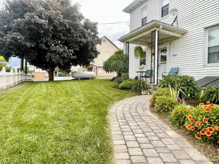 Family-friendly, 1 mile from Intercourse Village and Kitchen Kettle PA