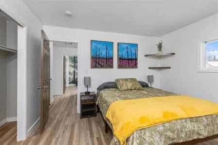 Eternal Leaves - Elegant & Relaxing UMED Home