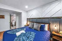 Close to Gatlinburg and Smoky Mtn National Park - Pools - Cozy Deck - Coffee Bar