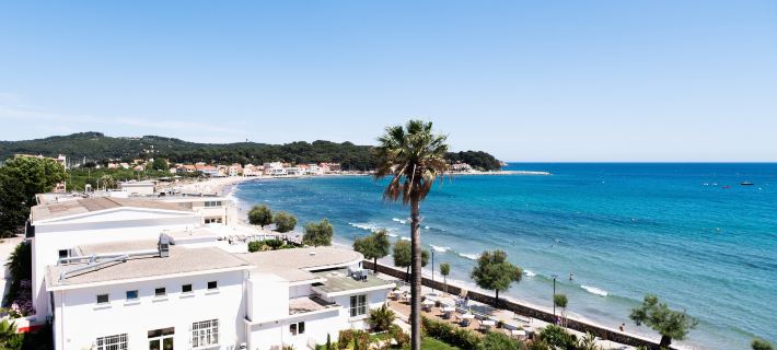 Grand Hotel Des Sablettes Plage, Curio Collection By Hilton โรงแรมในวาร์