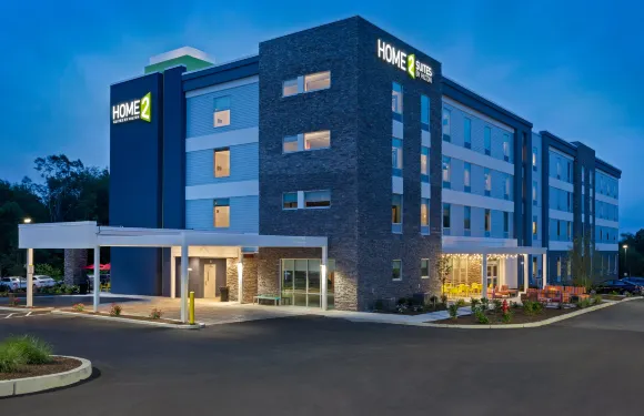 史密斯菲爾德普羅維登斯希爾頓惠庭套房酒店