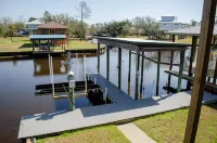 The Bay Getaway-Boat Dock and Launch