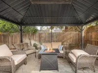 Fresno Home|Family Friendly Loft| 3/2.5 | Garage RiverView 쇼핑센터 주변 호텔