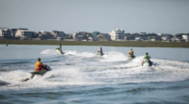 Oceanfront 2 Bd, 2.5 BTH in Surfside!