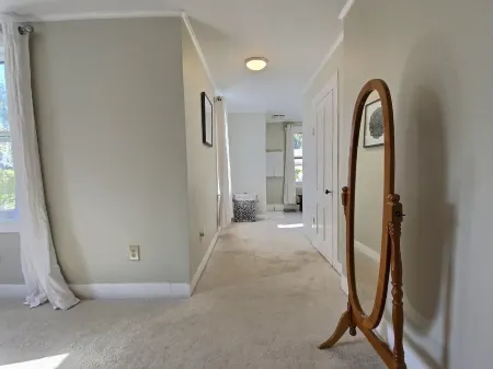 Historic Colonial...Close to Village Green