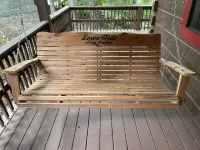 Real Log Cabin with lake view and minutes from 3 plus boat ramps!!!!