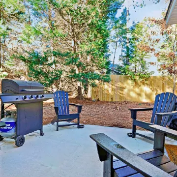 The 19th Hole - Poker Table - 2 Mins to Pinehurst