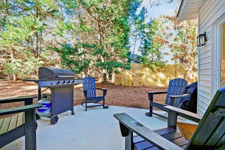 The 19th Hole - Poker Table - 2 Mins to Pinehurst