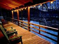 Creekside accommodations near Mt. View - Pet Friendly and a kids paradise