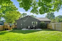 Spacious 5Br Home! Private Gym, Hot Tub, Game Room, Theater, Solo Stove Fire Pit