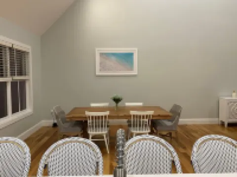 Modern Cape Cod home in vibrant beach community - steps to beach; pool access!! 이스트 팰머스 호텔