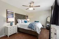 The Lake View: Family and business travel