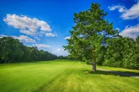 "The Mint Margaritaville Lake Resort, Boating, Golfing, Fire Pit, Swimming