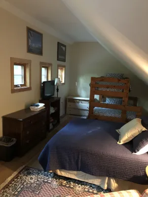 Stille Wasser, Quiet, secluded spot on Saco River with Dock (Boat lift option)