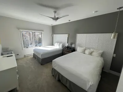 Fully equipped 2 BR 2 BA condo ski-in/ski-out at Beaver Creek. Sleeps 4-6