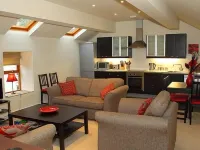 Lovely renovated Stone Cottage & Garden, great location Central Yorkshire Hotels in Tadcaster