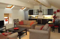 Lovely renovated Stone Cottage & Garden, great location Central Yorkshire Hotels in Tadcaster