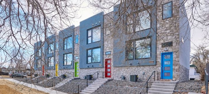 Upscale Downtown Townhome! Hotels in Cheyenne