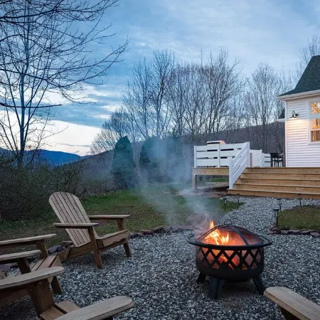 Roxbury Private 3Br w/ Fire-Pit, Sweeping Mt Views- 5 Wooded Acres. Near Skiing!
