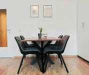 The practice - living as therapy (including own parking space) Hotels in Arnstadt