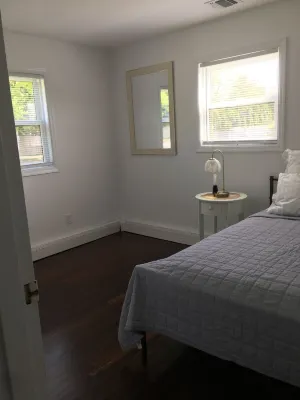 Southampton - Walk to water/10 min drive to area beaches and Southampton Village