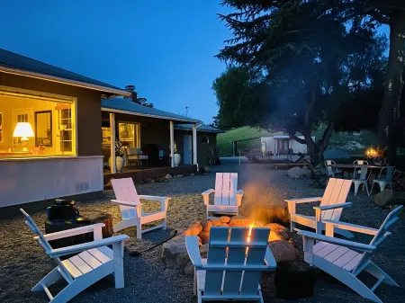 Eagle Creek Ranch in Downtown Los Alamos
