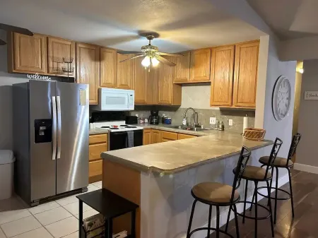 Family & Pet Friendly Broken Arrow Getaway