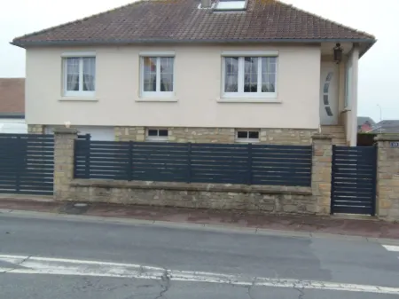 Holiday home Отели рядом с достопримечательностью «Camping Capfun Joncal»