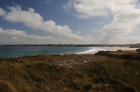 Le Conquet - near village, beaches and shops Отели в г. Ле-Конке