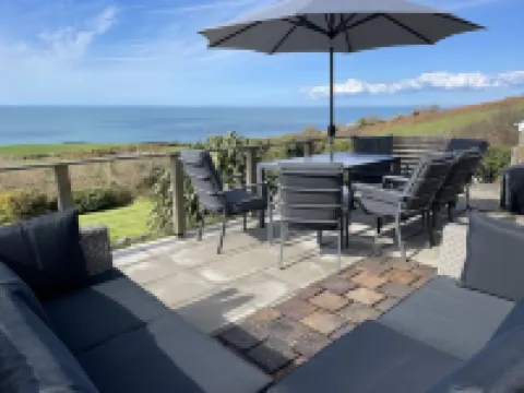 Amazing Sea Views Set in 7 Acres of Fields Dog Friendly on the Welsh Coast Path. Hotels in Nefyn