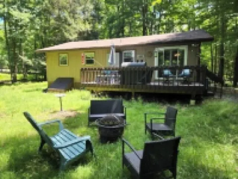 Pocono Cabin Big Bass Lake Resort  Ski, Indoor Pool