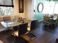 Treasure Cove - 2,100sqft Home away from Home, 1.4m to the Beach, 3bdrm, 2 bath