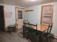 Cozy pet-friendly casa ready for family fun near MTU and Mt. Bohemia! Các khách sạn ở Calumet