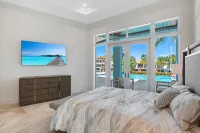 Coral Ridge Waterfront Villa