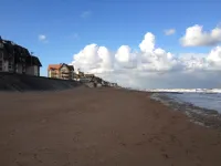 Studio waterfront Cabourg, garden view Hotels in Cabourg