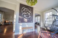 Modern Antique 5BR Home w/ Expansive Master Suite