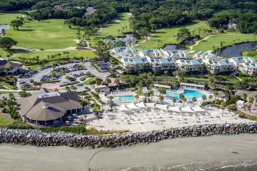 Golf Course, 2 BR, Close to Beach, Dog Friendly