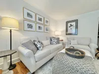 Discover Tranquility at Carolina Cottage - Cozy 2-Bedroom Retreat in Hickory, NC